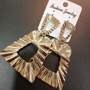 Gold Fashion Jewelry Earrings